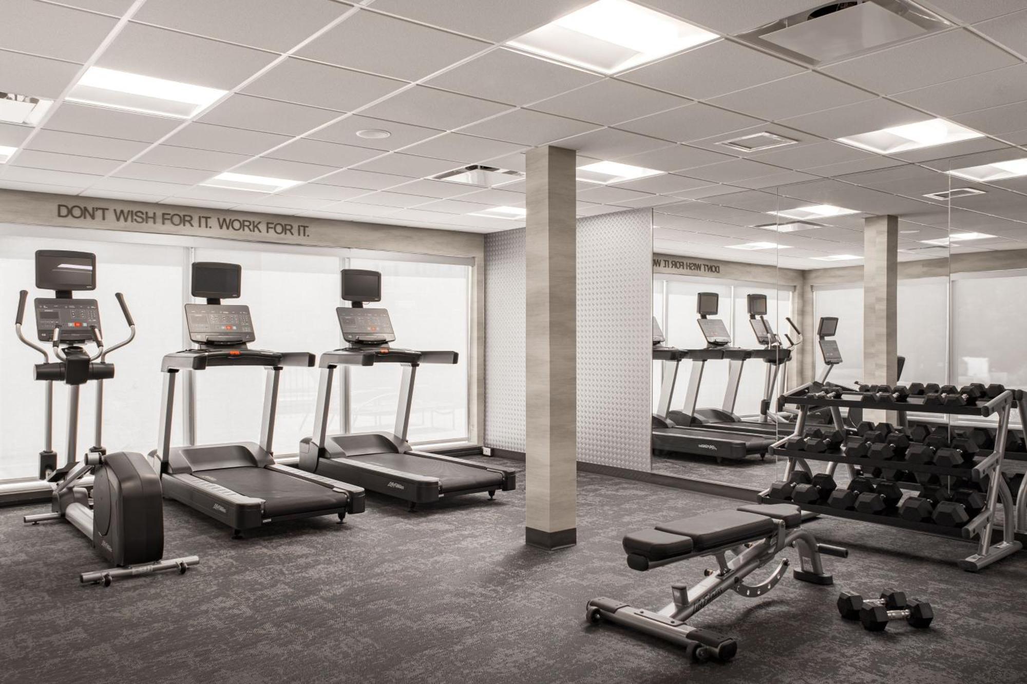 Fairfield By Marriott Inn & Suites Кълман Екстериор снимка