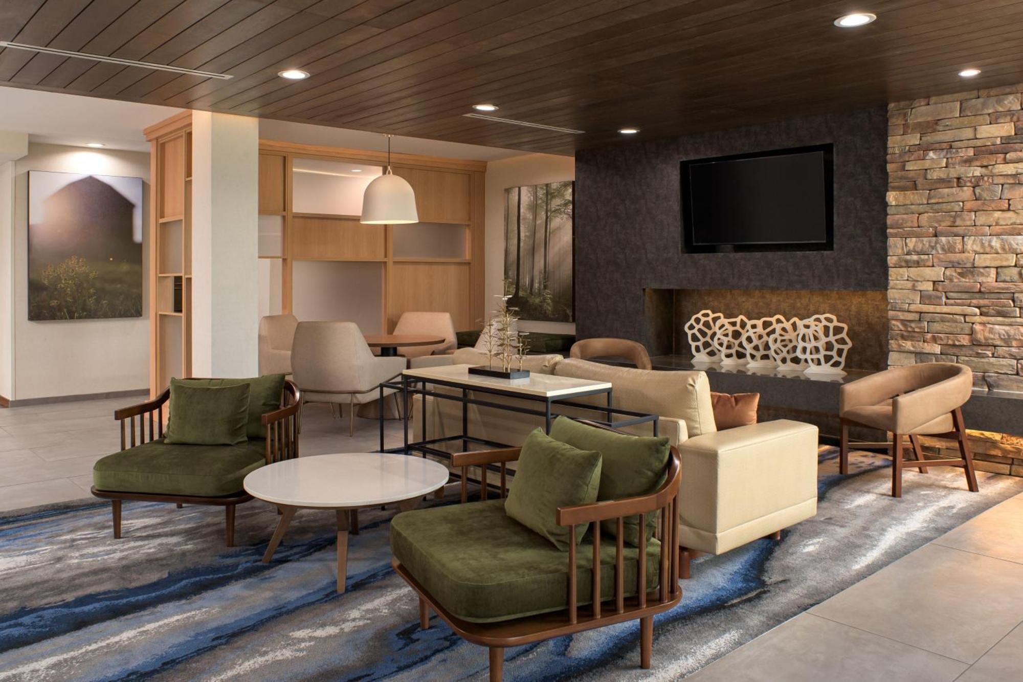 Fairfield By Marriott Inn & Suites Кълман Екстериор снимка