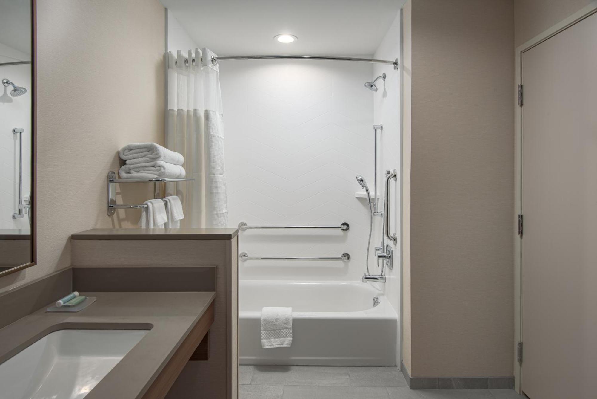 Fairfield By Marriott Inn & Suites Кълман Екстериор снимка